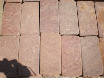 Натуральный камень песчаник красный пиленый + галтованый (плитка)