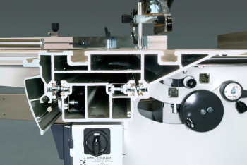 Форматно-раскроечный станок Robland Z3200