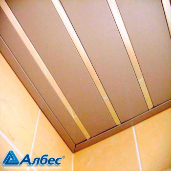 металлический реечный потолок