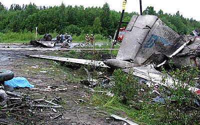 Самолет МЧС переправит выживших пассажиров Ту-134 в Москву