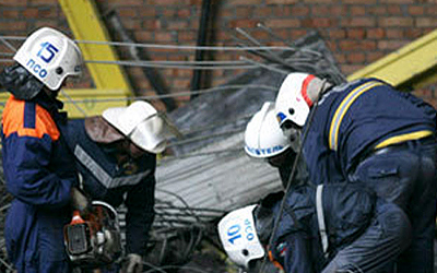 В Петербурге на стройплощадке обрушились 12 этажей строительных лесов