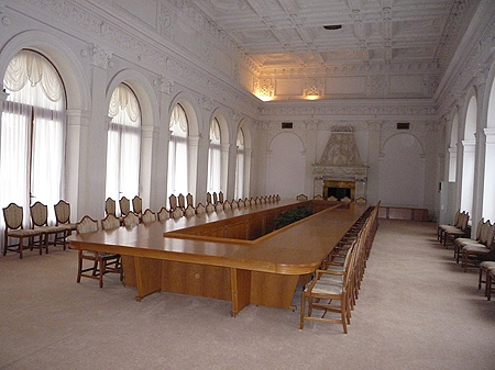 Белый зал Ливадийского дворца